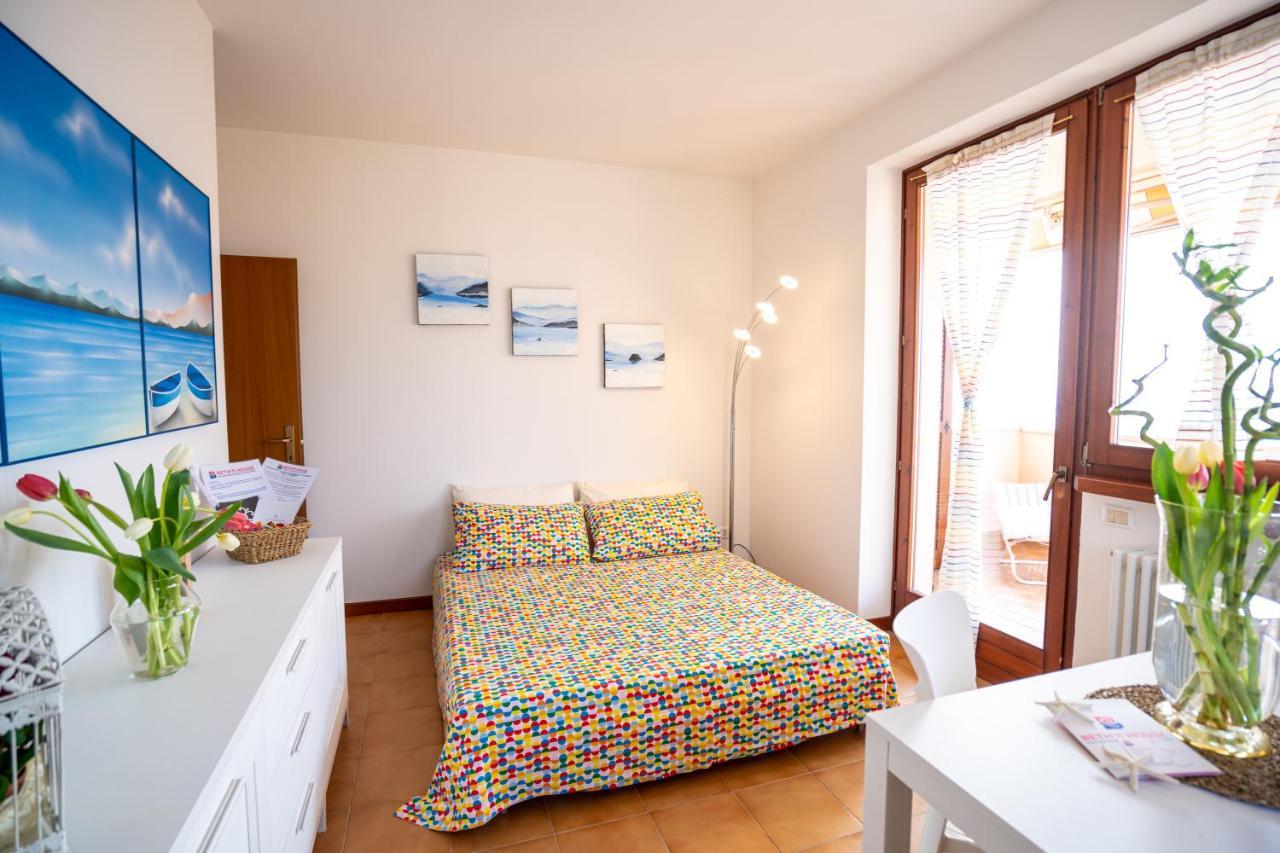 Le Vele Beth'S House Apartment Бренцоне сул Гарда Екстериор снимка